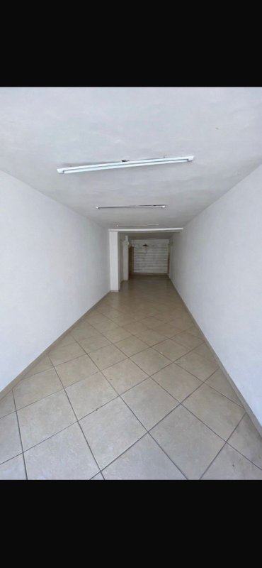 Loja na Rua Jorge Assis de Oliveira, Centro – foto 2