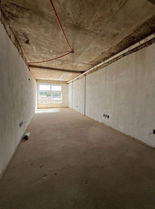Sala comercial em frente à praça central – foto 5