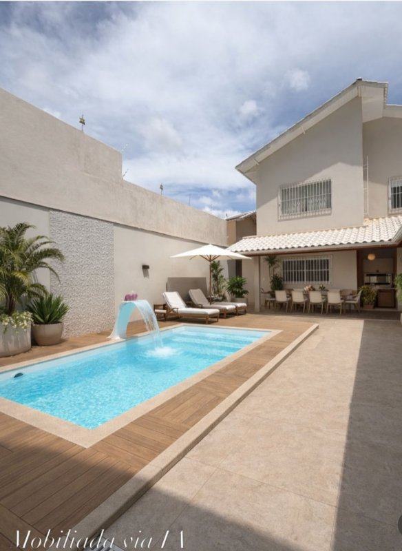 Casa contemporânea com piscina no Jardim Valéria – foto 2