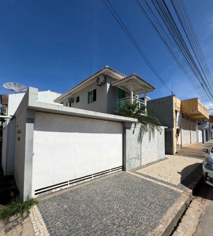 Casa moderna na Av. Columbino T. de Siqueira – foto 2