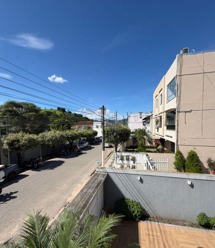 Casa moderna na Av. Columbino T. de Siqueira – foto 5