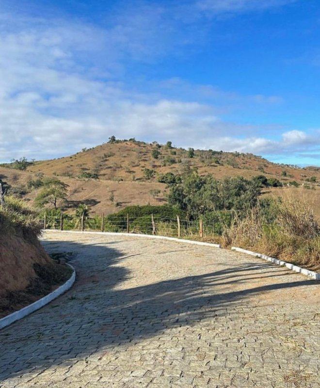 Lote de 7 x 21 m no Jardim Valéria – foto 3
