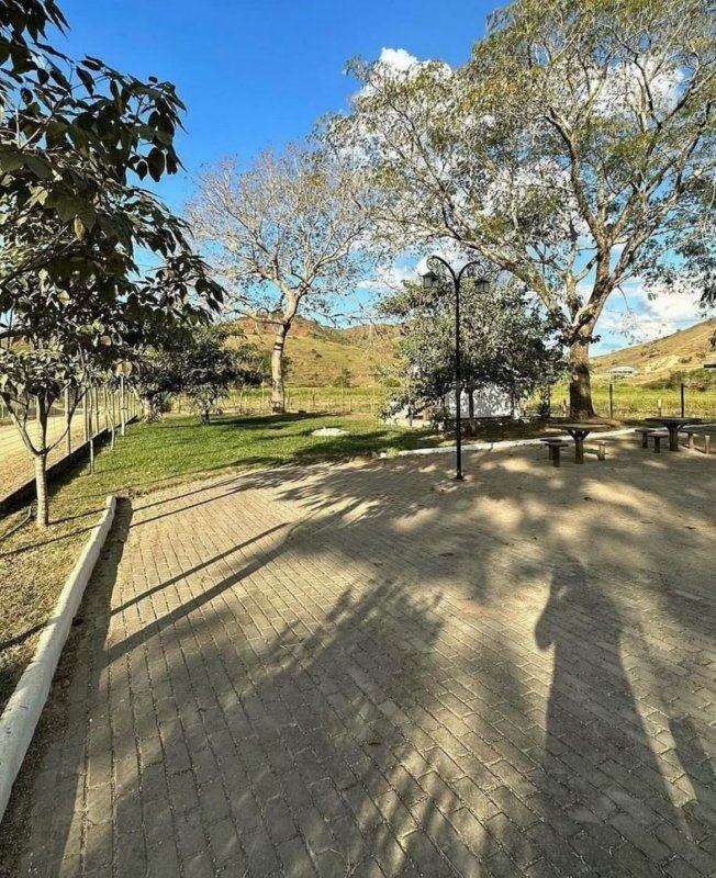 Lote de 347 m² no Jardim Valéria – foto 3