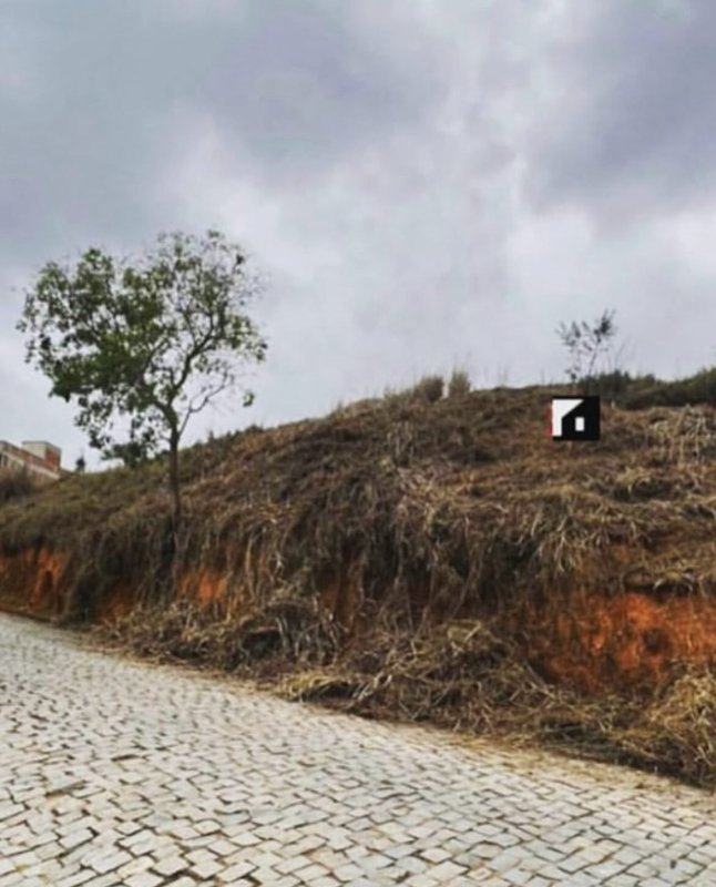 Terreno de 234 m² no Jardim Valéria – foto 2