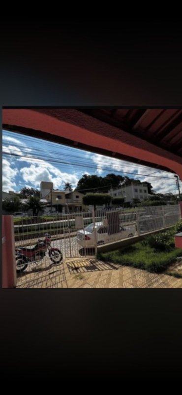 Casa com 2 suítes e escritório no Centro – foto 4