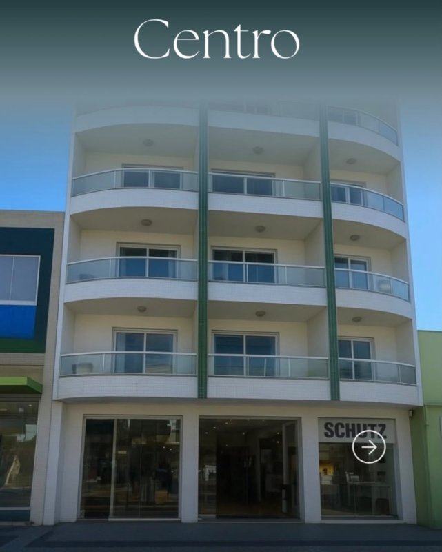 Apartamento com piscina no condomínio, Centro – foto 1
