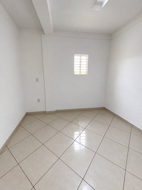 Apartamento com piscina no condomínio, Centro – foto 4