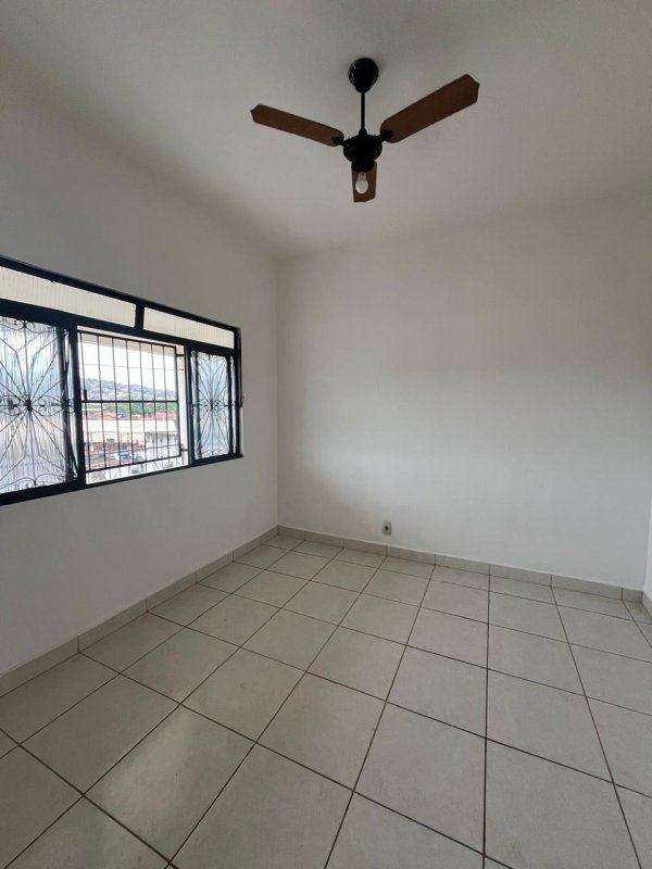 Casa de 3 quartos no bairro Silvana – foto 4