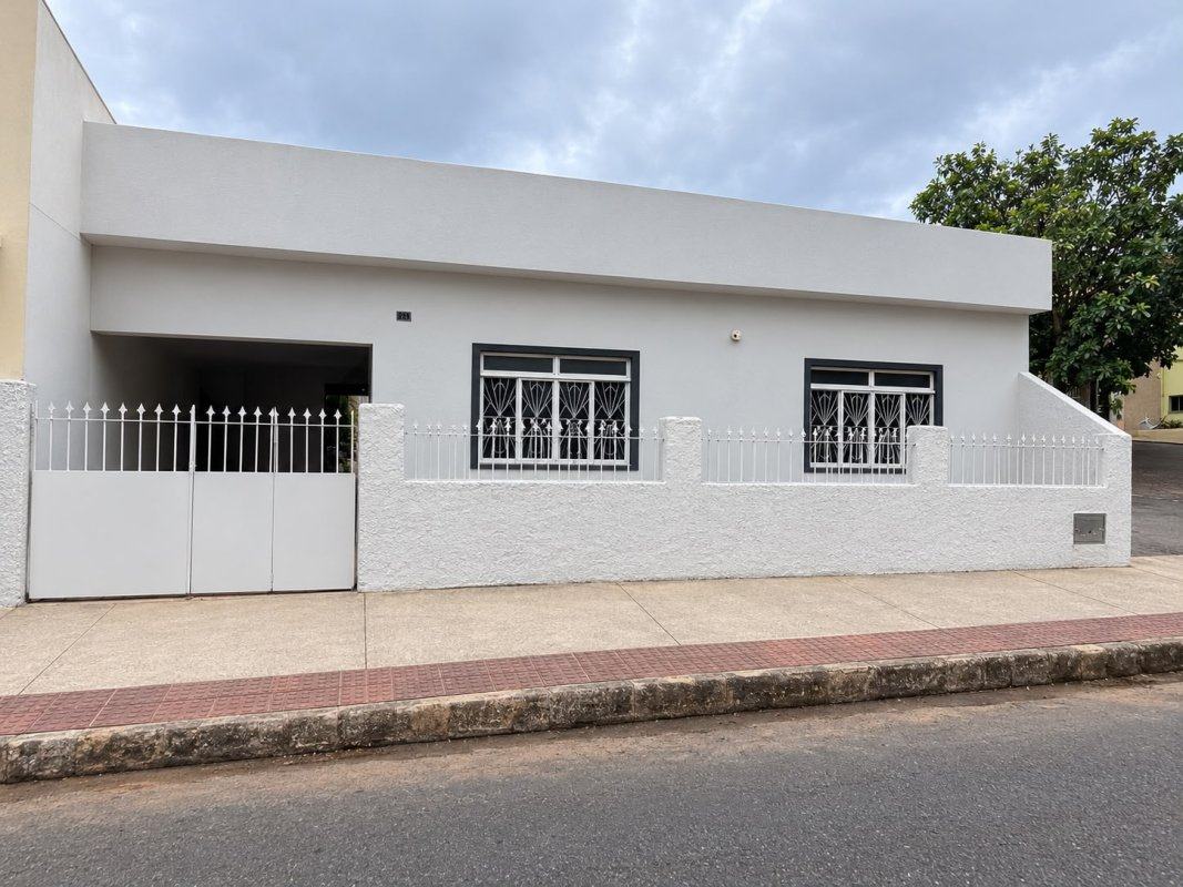 Casa comercial no Centro de Bom Jesus do Norte – foto 1